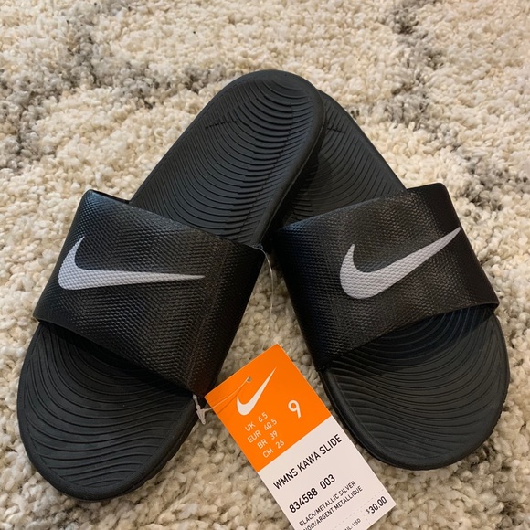 size 8 nike slides